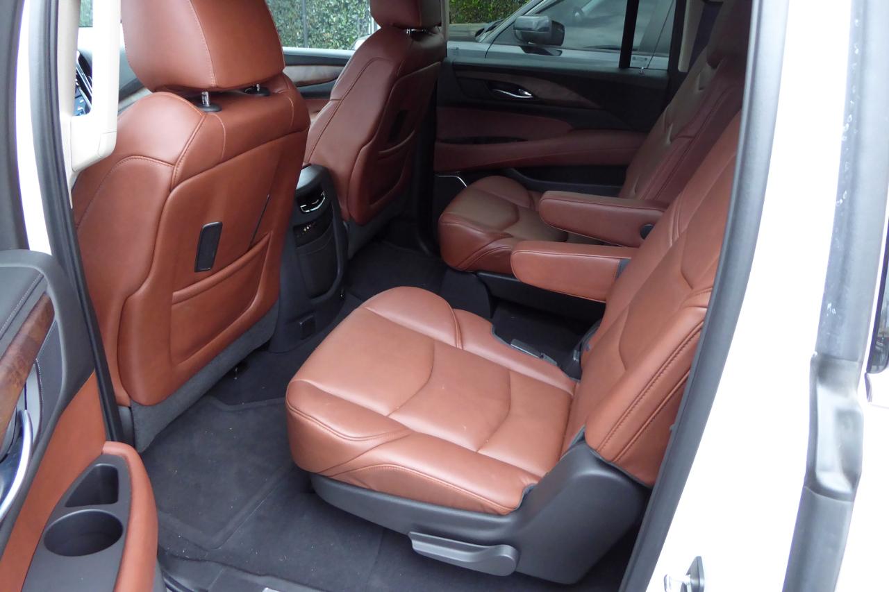 Cadillac Escalade ESV 4WD 4dr Premium 2015