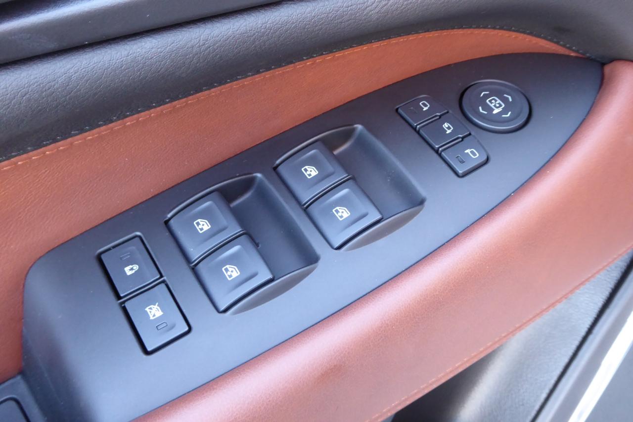 Cadillac Escalade ESV 4WD 4dr Premium 2015