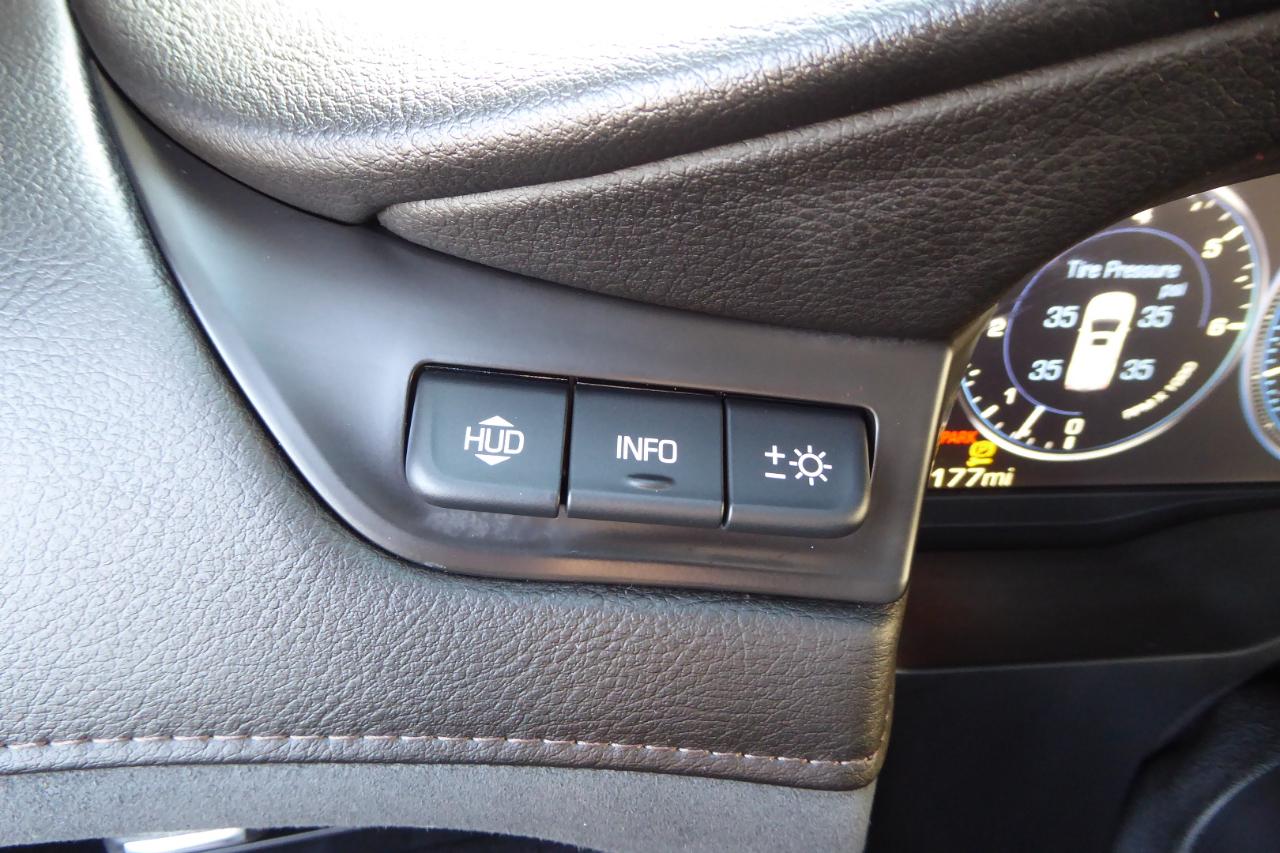 Cadillac Escalade ESV 4WD 4dr Premium 2015