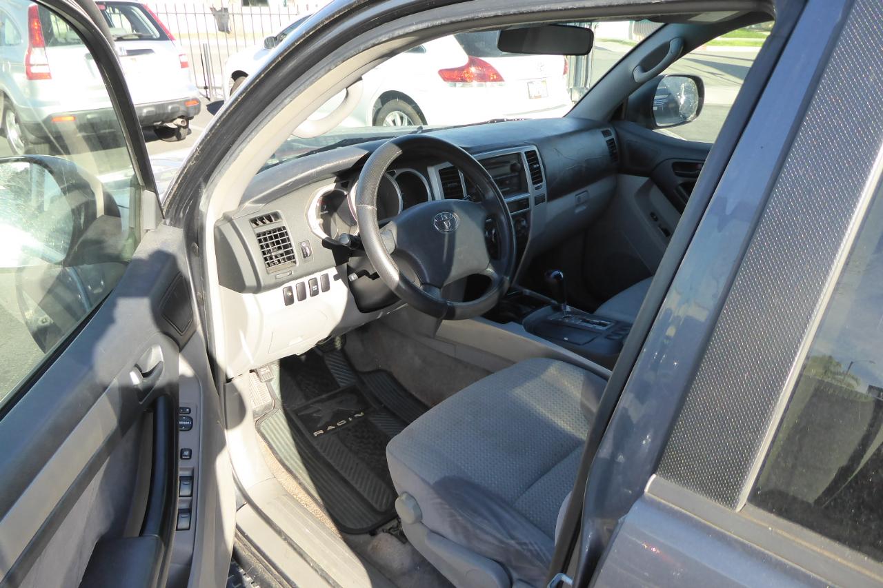 Toyota 4Runner 4dr SR5 V6 Auto (Natl) 2005