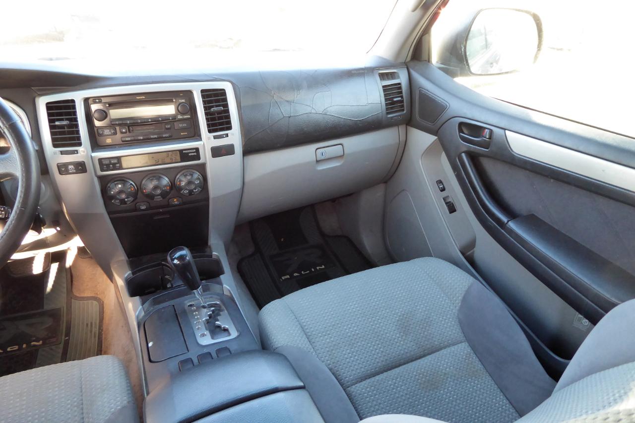 Toyota 4Runner 4dr SR5 V6 Auto (Natl) 2005