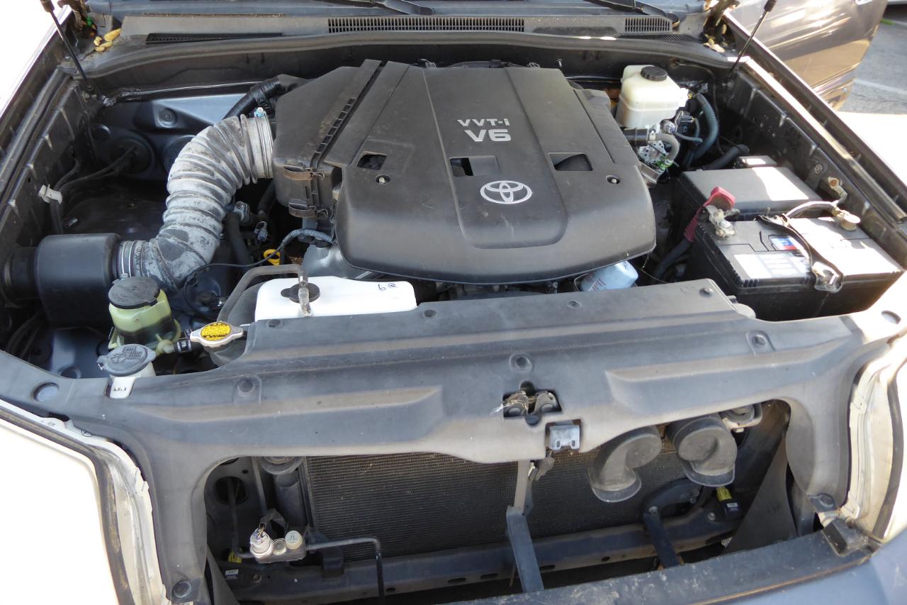 Toyota 4Runner 4dr SR5 V6 Auto (Natl) 2005