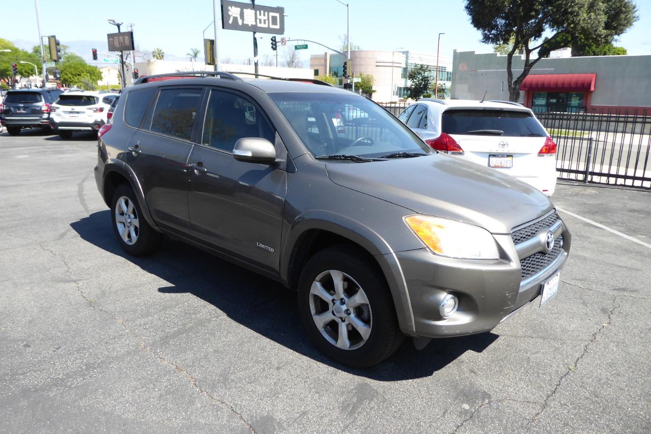 Toyota RAV4 FWD 4dr V6 5-Spd AT Ltd (Natl) 2009