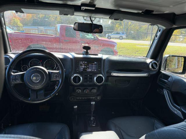 Jeep Wrangler Unlimited Sahara 4WD 2016