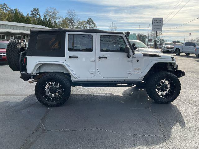 Jeep Wrangler Unlimited Sahara 4WD 2015