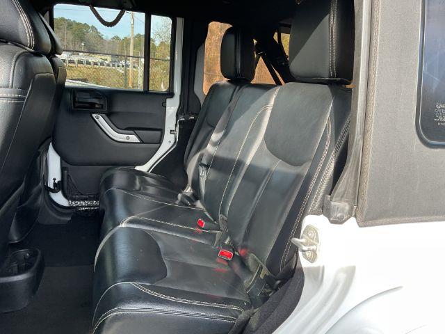 Jeep Wrangler Unlimited Sahara 4WD 2015