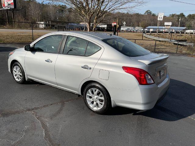 Nissan Versa 1.6 S 5M 2018