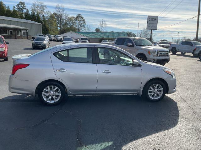 Nissan Versa 1.6 S 5M 2018