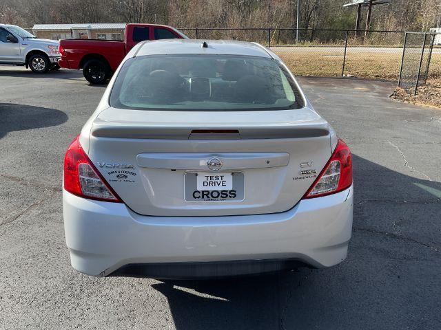 Nissan Versa 1.6 S 5M 2018