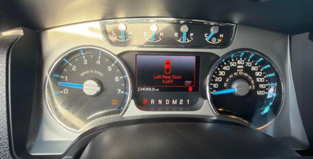 Ford F-150 Platinum SuperCrew 5.5-ft. Bed 4WD 2013