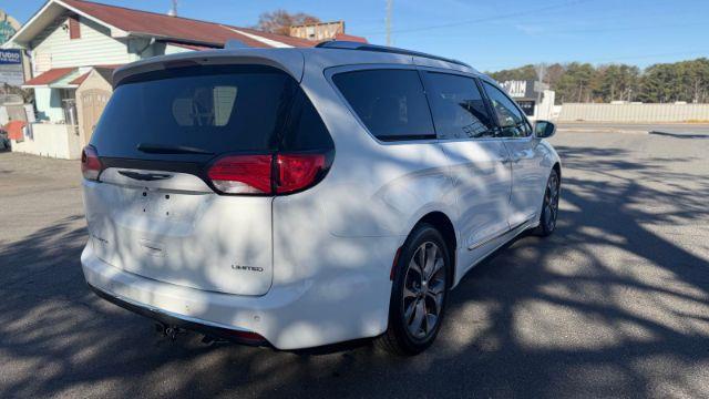 Chrysler Pacifica Limited 2018