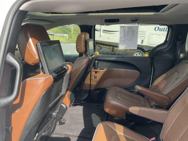 Chrysler Pacifica Limited 2018