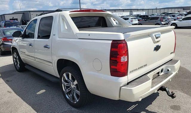 Chevrolet Avalanche LTZ 4WD 2012