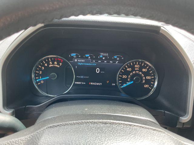 Ford F-150 Lariat SuperCrew 5.5-ft. Bed 2WD 2015