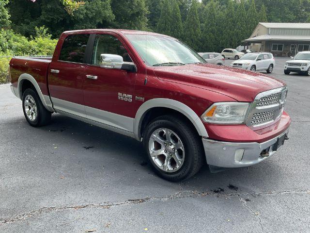 RAM 1500 Laramie Crew Cab SWB 4WD 2014