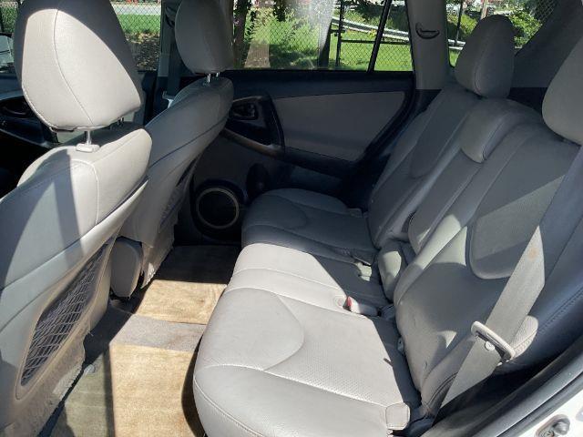 Toyota RAV4 Base I4 2WD 2012