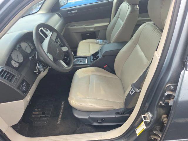 Chrysler 300 Base 2007