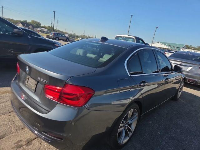 BMW 3-Series 330i SULEV Sedan 2018