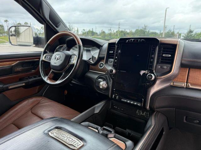 RAM 1500 Longhorn Crew Cab SWB 2WD 2019