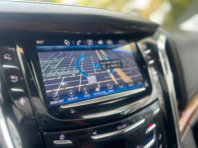 Cadillac Escalade Luxury 4WD 2015