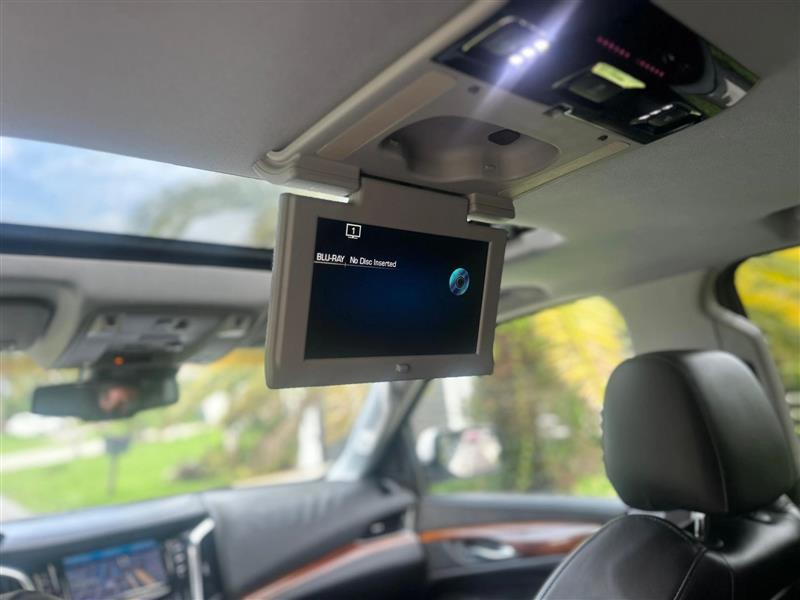 Cadillac Escalade Luxury 4WD 2015