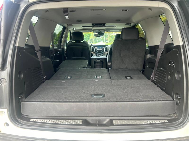 Cadillac Escalade Luxury 4WD 2015