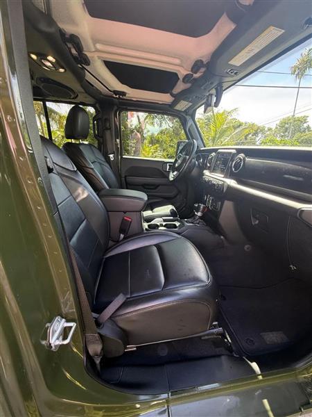 Jeep Wrangler Unlimited Sahara Altitude 2021