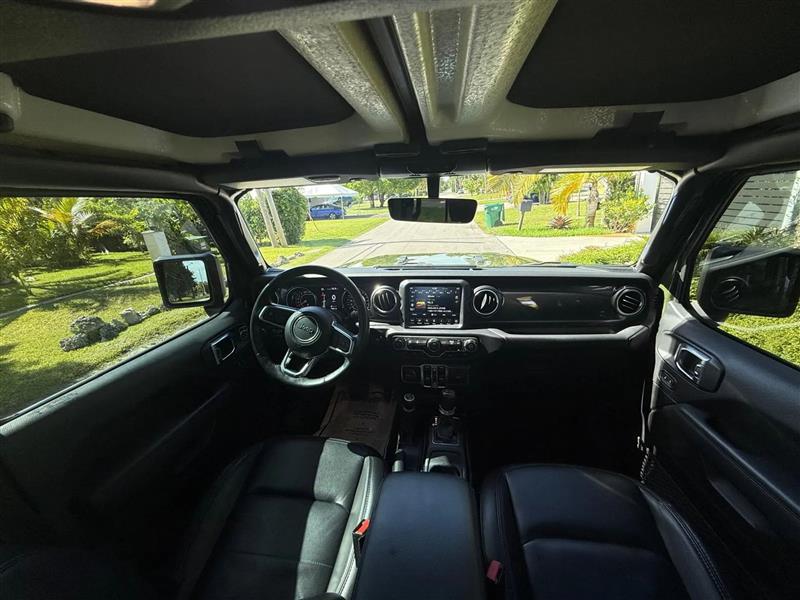 Jeep Wrangler Unlimited Sahara Altitude 2021