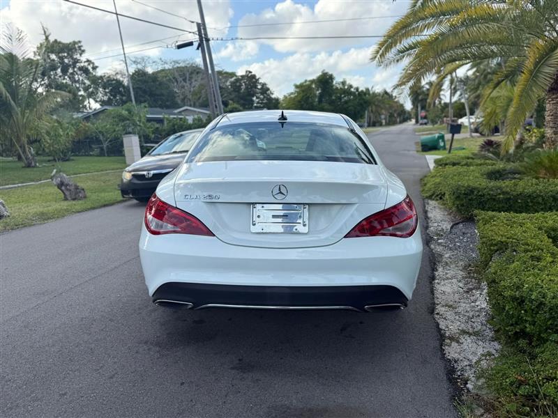 Mercedes-Benz CLA-Class CLA250 2018