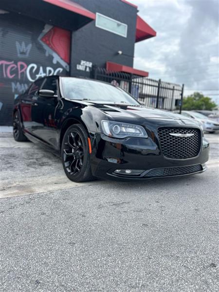 2019 Chrysler 300