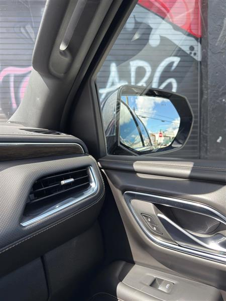 Chevrolet Suburban Premier 2023