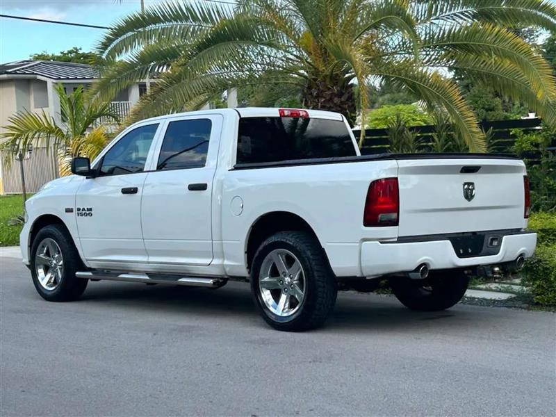 RAM 1500 Tradesman/Express Crew Cab SWB 2WD 2014