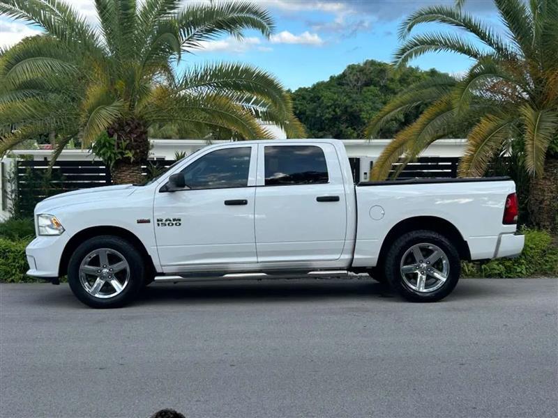 RAM 1500 Tradesman/Express Crew Cab SWB 2WD 2014