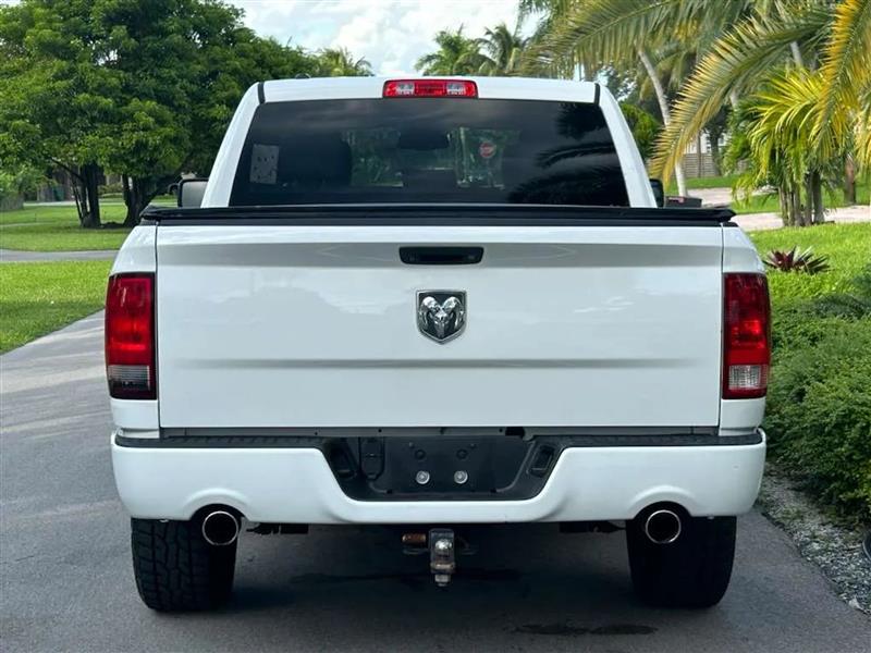 RAM 1500 Tradesman/Express Crew Cab SWB 2WD 2014