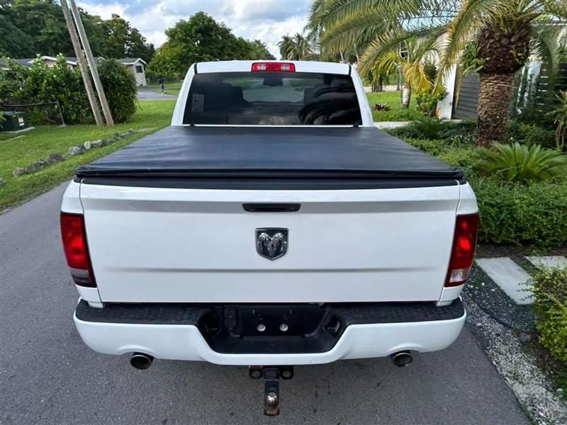 RAM 1500 Tradesman/Express Crew Cab SWB 2WD 2014
