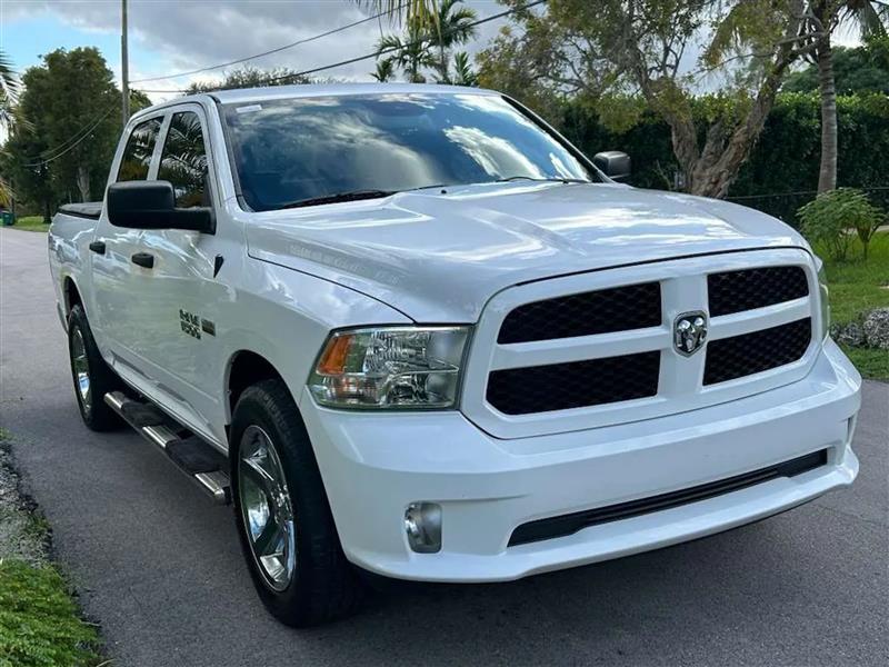 RAM 1500 Tradesman/Express Crew Cab SWB 2WD 2014