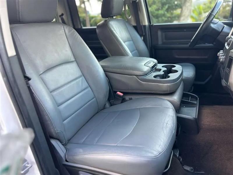 RAM 1500 Tradesman/Express Crew Cab SWB 2WD 2014