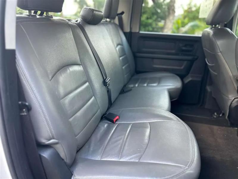 RAM 1500 Tradesman/Express Crew Cab SWB 2WD 2014