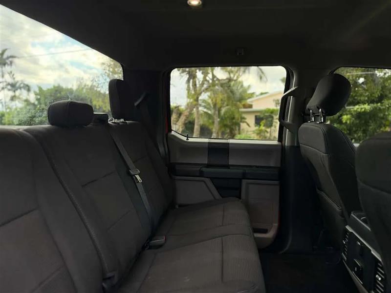 Ford F-150 XL SuperCrew 5.5-ft. Bed 2WD 2020