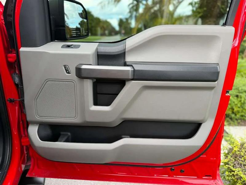 Ford F-150 XL SuperCrew 5.5-ft. Bed 2WD 2020