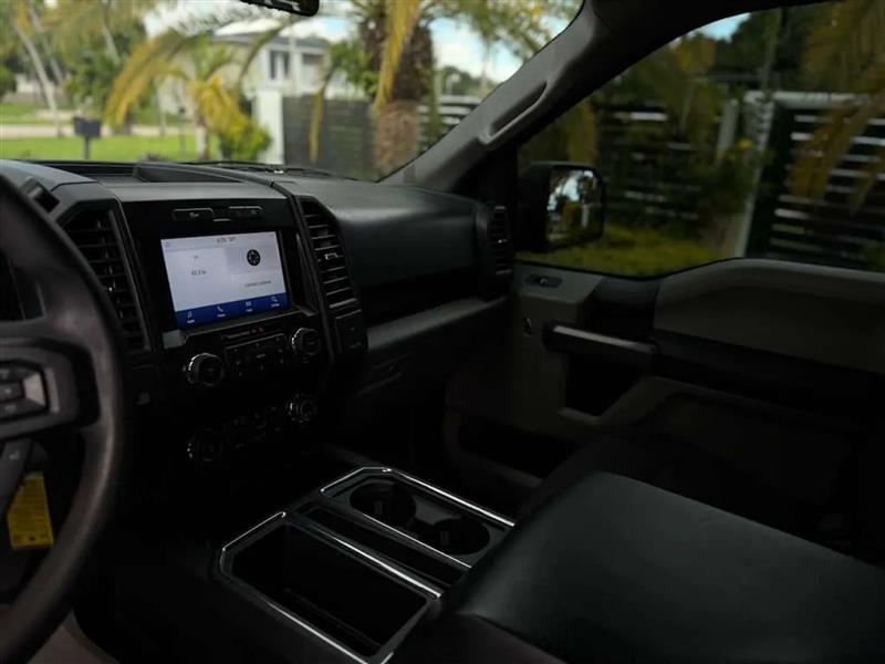 Ford F-150 XL SuperCrew 5.5-ft. Bed 2WD 2020