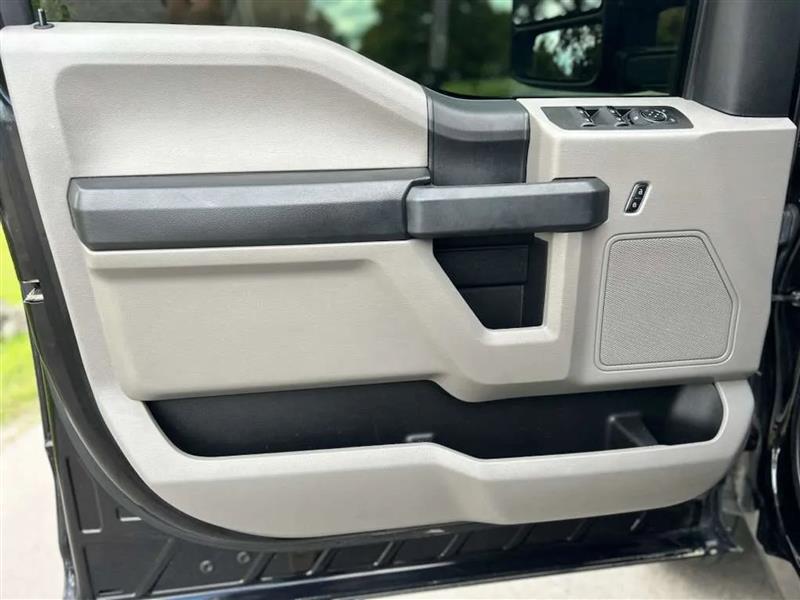 Ford F-150 XL SuperCrew 5.5-ft. Bed 4WD 2020