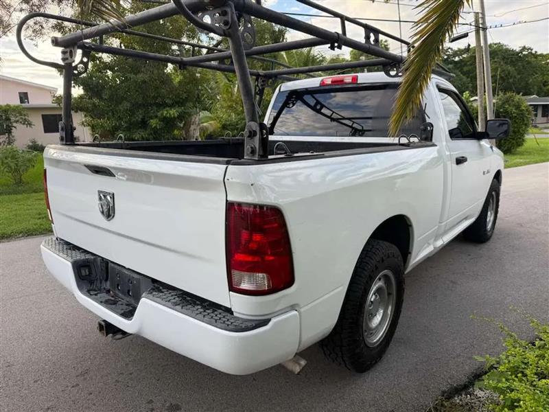 Dodge 1500 ST LWB 2WD 2010