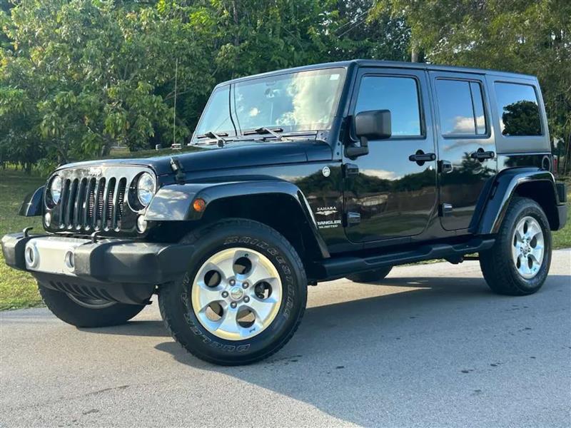 Jeep Wrangler Unlimited Sahara 4WD 2014