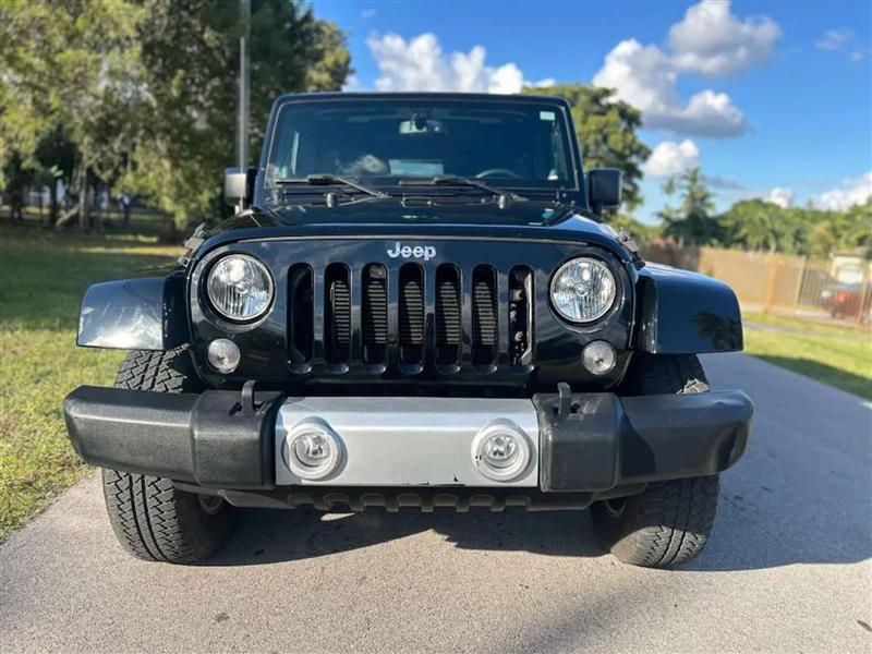 Jeep Wrangler Unlimited Sahara 4WD 2014