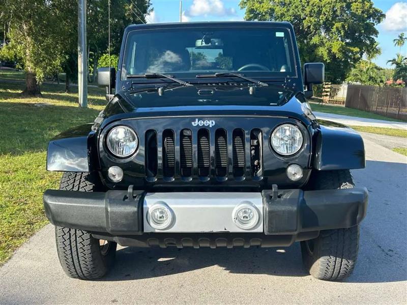 Jeep Wrangler Unlimited Sahara 4WD 2014