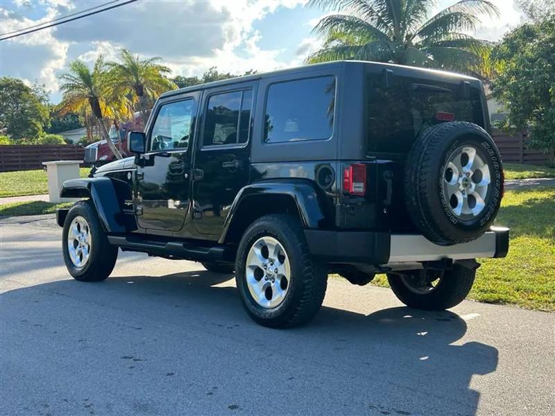 Jeep Wrangler Unlimited Sahara 4WD 2014