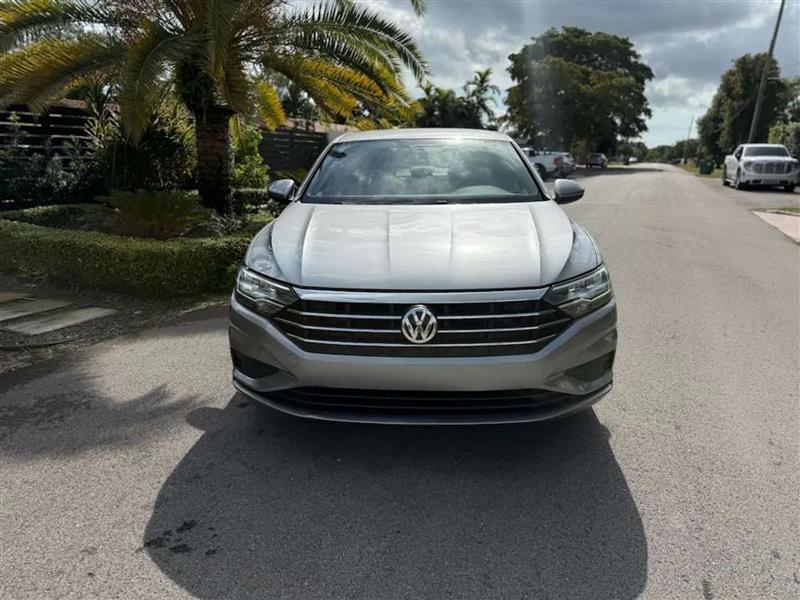 Volkswagen Jetta 1.4T S 8A 2020