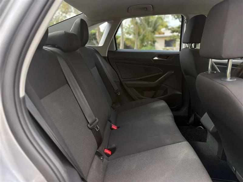 Volkswagen Jetta 1.4T S 8A 2020