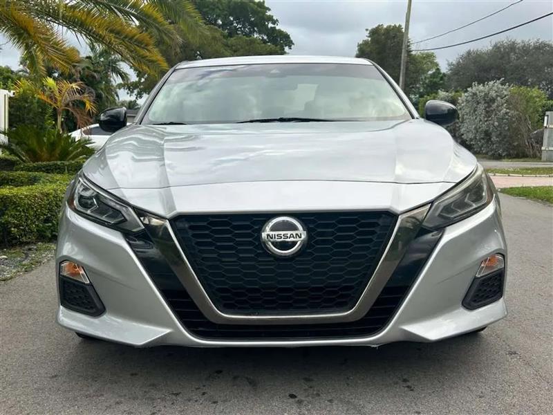 Nissan Altima 2.5 SR 2021